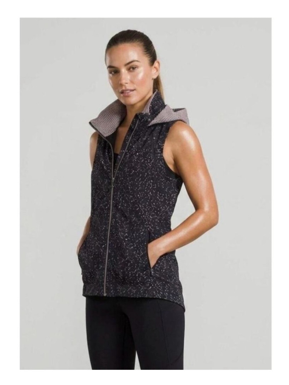 Lululemon Athletica Black Speckle Sleeveless Zip Vest Size 4